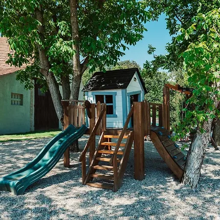 Wine Paradise Glavinic * Miklavz pri Ormozu