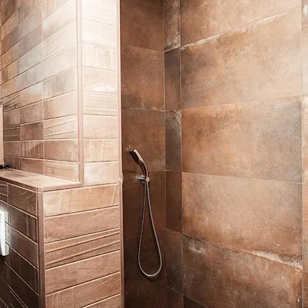 Wine Paradise Glavinic *